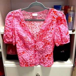 Pink top. Size S.